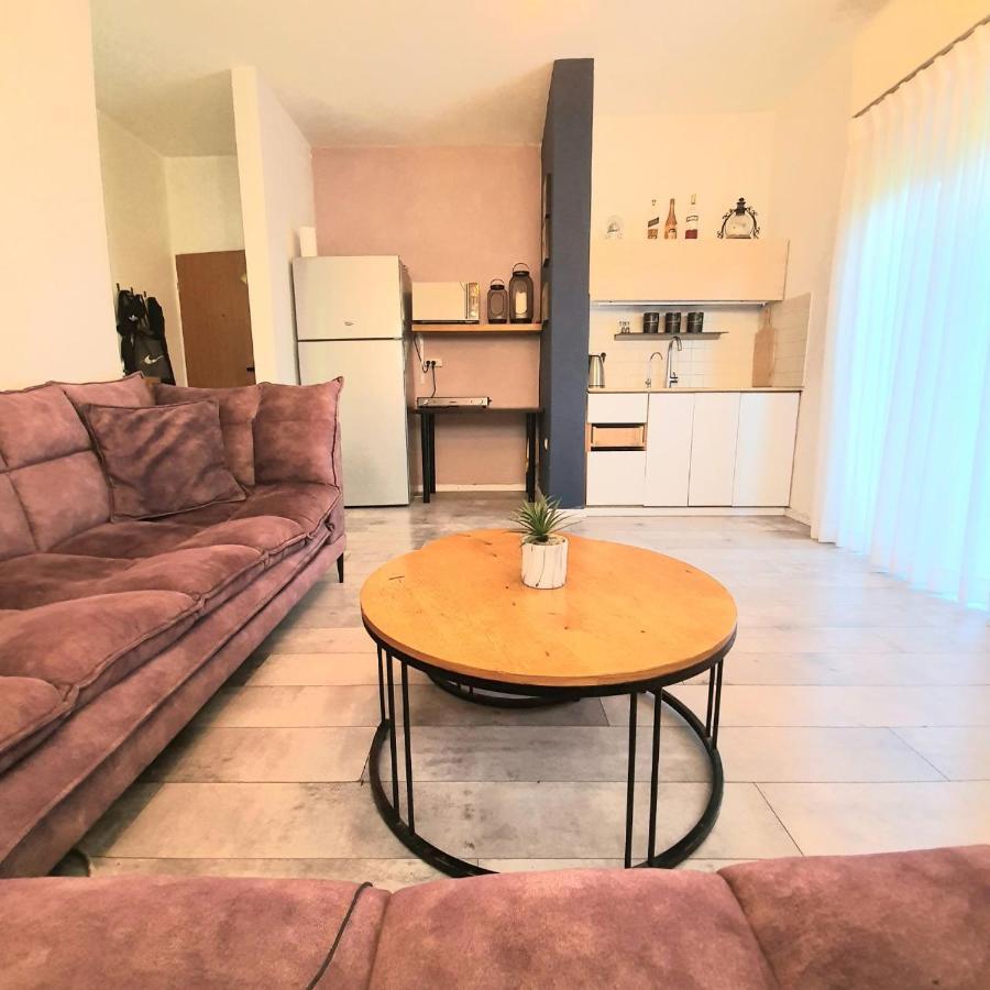Premium 1Bd Apartment Near The Beach W/Balcony Tel-Aviv Kültér fotó
